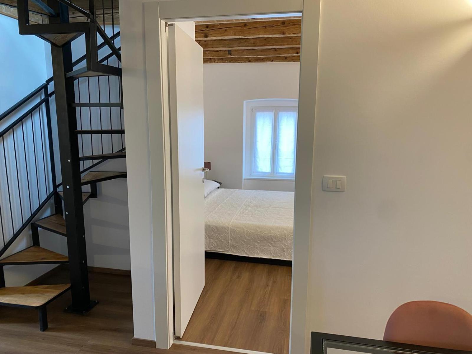Al Fronte Mare Suites Apartments 穆贾 外观 照片