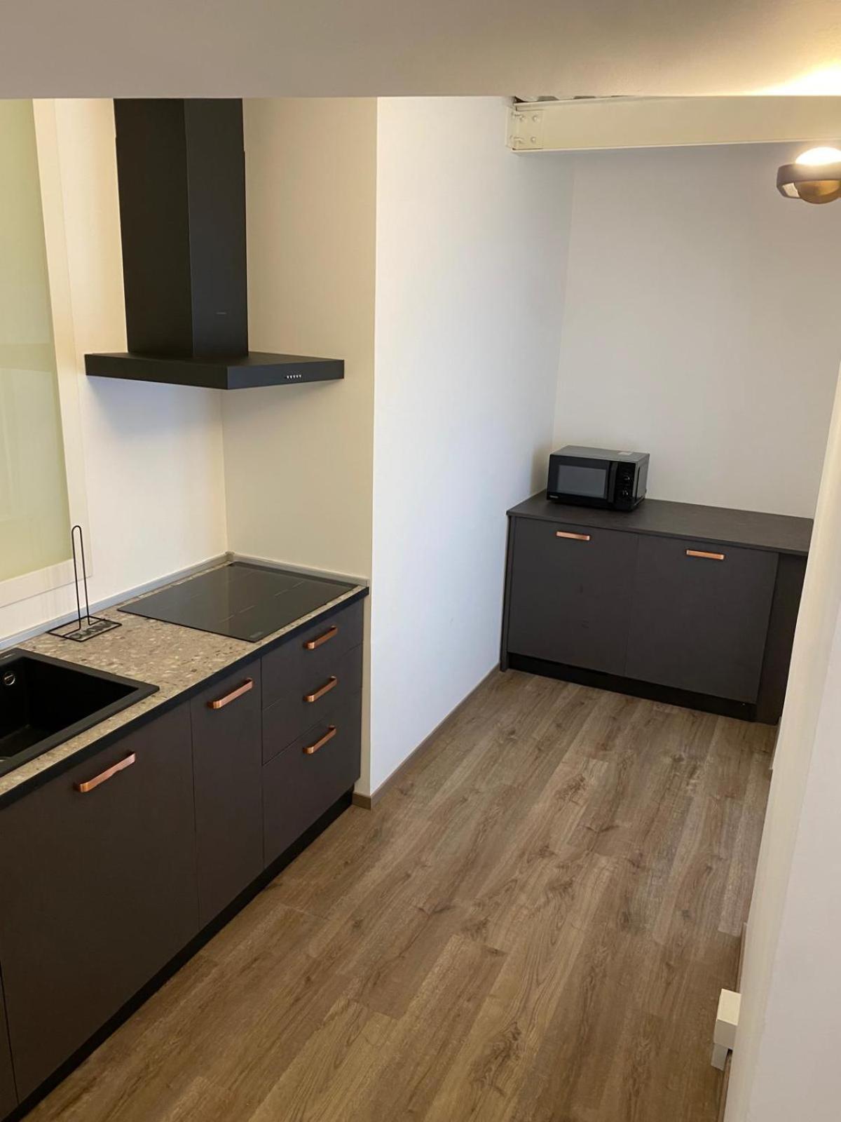 Al Fronte Mare Suites Apartments 穆贾 外观 照片